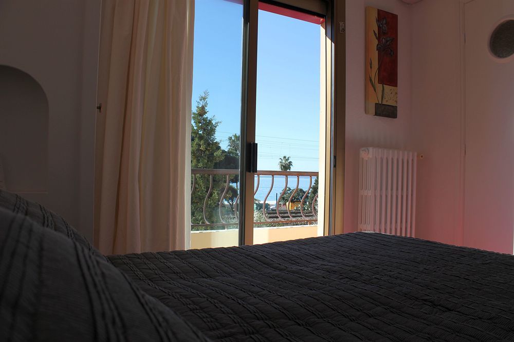 Villa Nina Juan-les-Pins Eksteriør billede